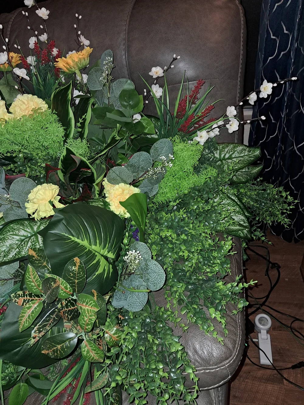 Artificial Greenery Arrangement - Green